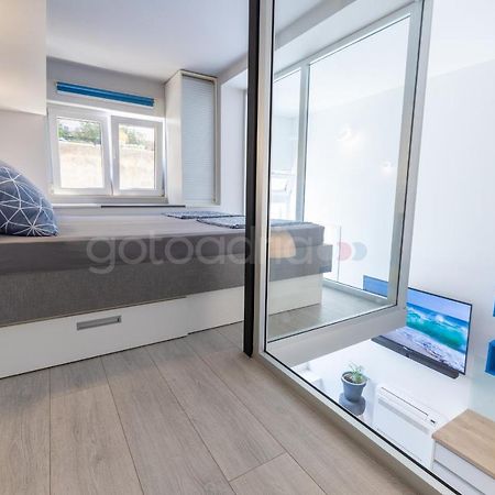 Modern Duplex Studio Tommy マカルスカ エクステリア 写真